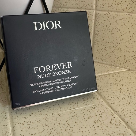 Dior Forever Nude Bronzer - Picture 3 of 9